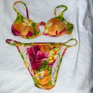 VENUS Vintage 90s Multicolor Floral Bikini